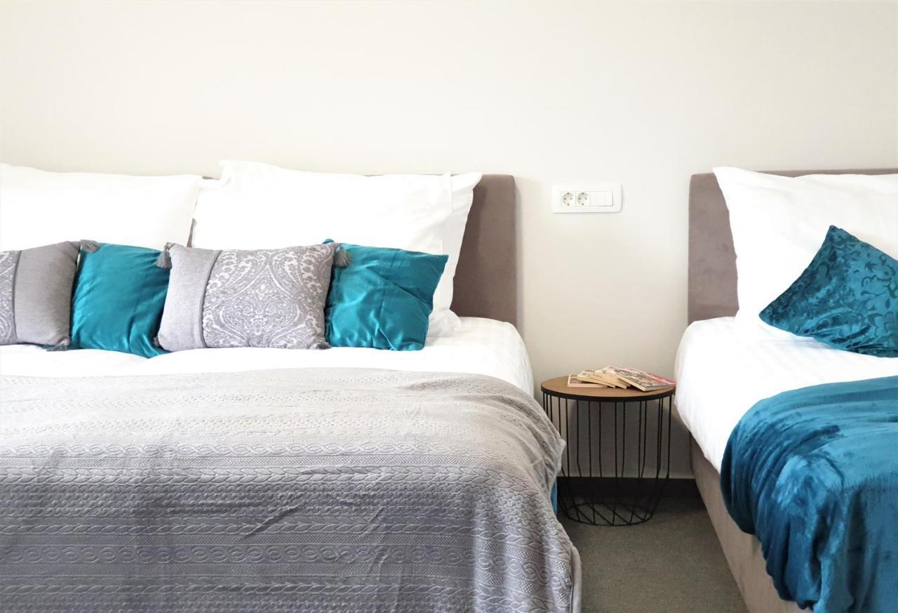 Smart Hostel สลาวอนสกีบรอด ภายนอก รูปภาพ